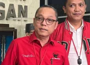 PDIP: Prabowo dan Jokowi Harus Pisah