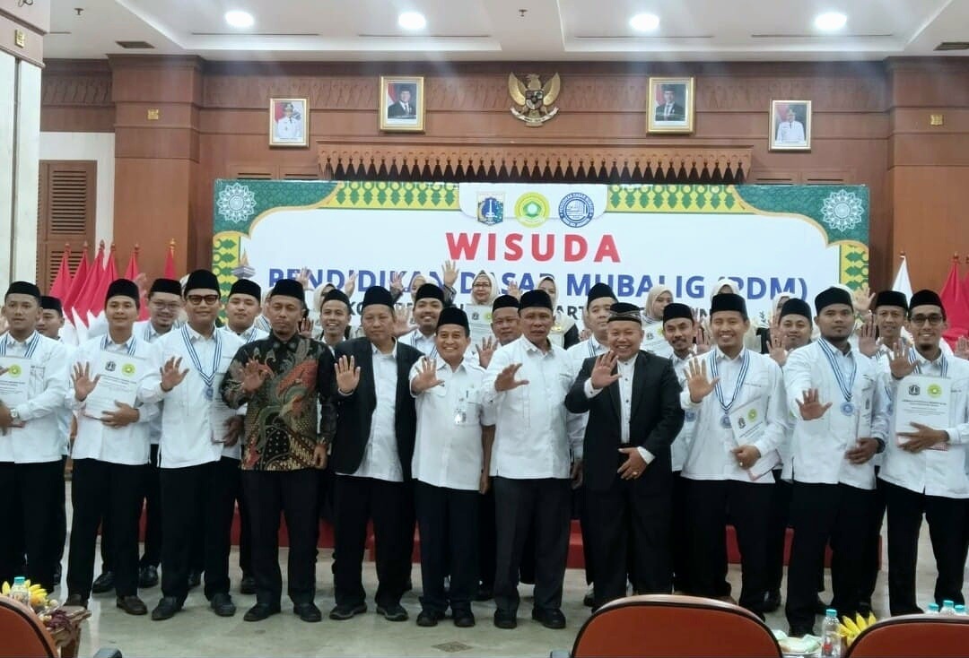 PDM KODI Jakarta Barat Wisuda 43 Mubaligh Angkatan I