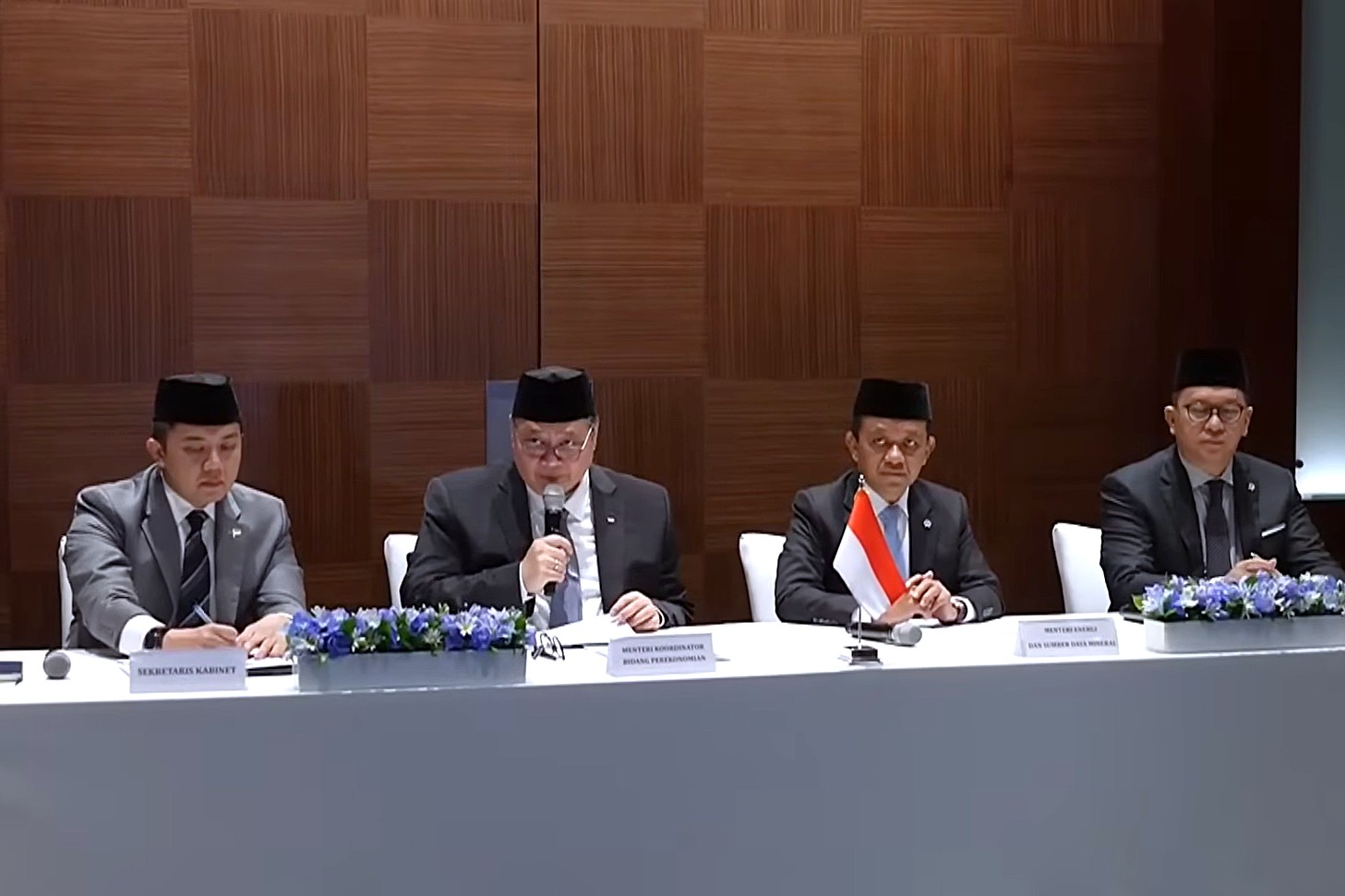 Pemerintah Terapkan WFH Setiap Jumat untuk ASN Mulai 1 April 2026