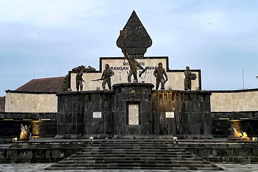 Dari Fajar Yogyakarta, Letkol Soeharto dan Enam Jam yang Menggetarkan Dunia