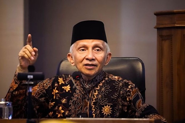 Catatan Pinggir Tentang Amien Rais